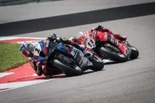 onship-rokit-bmw-motorrad-worldsbk-team-bmw-2250px.webp