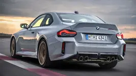 bmw-m2-cs-2025.webp