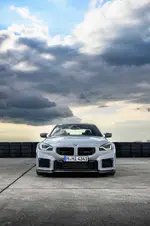 P90600870-the-new-bmw-m2-cs-999px.webp