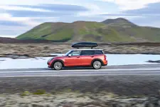 90476483-mini-cooper-s-clubman-all4-09-2022-2250px.webp