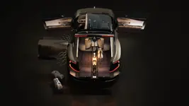 38 - EXP 15 Interior.webp