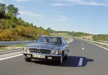 mercedes-benz-slc-from-a-luxury-coupe-to-a-sensational-motoring-classic_3.webp