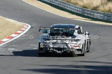Un prototype signé SSR Performance aperçu au Nürburgring 🔥Cette semaine, les prototypes se mu...webp