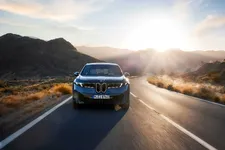 P90615614-the-new-bmw-ix3-50-xdrive-09-2025-2250px.webp