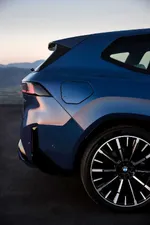 P90615654-the-new-bmw-ix3-50-xdrive-09-2025-1000px.webp