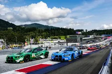 hubert-motorsport-33-bmw-m4-gt3-evo-ren-ras-2250px.webp