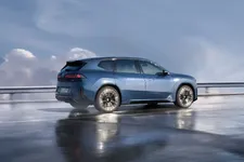 P90615626-the-new-bmw-ix3-50-xdrive-09-2025-2250px.webp