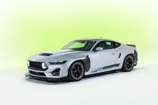 WEB_Spec-5-Hyper-Lime-Front-3-4.webp