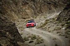 23012-the-bmw-x5-conquers-the-rebelle-rally-2249px.webp