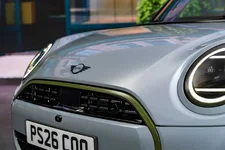 6-the-mini-cooper-5-door-paul-smith-edition-2250px.webp