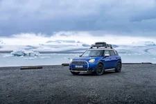 0609881-the-mini-countryman-se-all4-07-2025-2250px.webp
