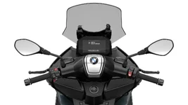 P90625345-bmw-c-400-gt-2666px.webp