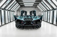 04 2511 BUGATTI-Last-Bolide edit.webp