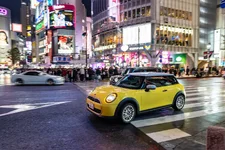 P90626394-mini-cooper-se-11-2025-2250px.webp