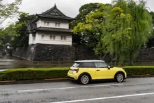 P90626403-mini-cooper-se-11-2025-2250px.webp