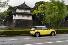P90626403-mini-cooper-se-11-2025-2250px.webp