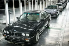 the-line-at-bmw-group-plant-rosslyn-02-2018-2247px.webp