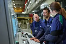 nal-checks-of-new-production-equipment-succ-2250px.webp