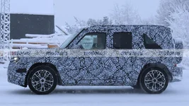 mercedes-glg-fotos-espia-2026112031-1768385729_9.webp
