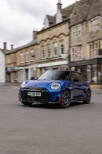 the-mini-john-cooper-works-electric-01-2026-1000px.webp