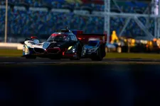-championship-roar-before-the-24-25-bmw-m-h-2250px.webp
