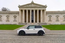 82-mini-cooper-s-paul-smith-edition-01-2026-2250px.webp