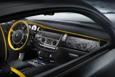 ROLLS-ROYCE BLACK BADGE WRAITH BLACK ARROW