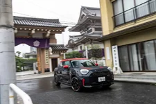29408-mini-john-cooper-works-aceman-03-2026-2249px.webp