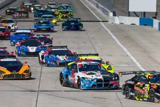 hampionship-twelve-hours-of-sebring-1-bmw-m-2250px.webp