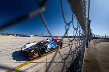 hampionship-twelve-hours-of-sebring-25-bmw--2249px.webp