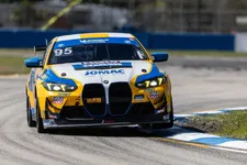 e-95-bmw-m4-gt4-evo-turner-motorsport-gs-di-2250px.webp