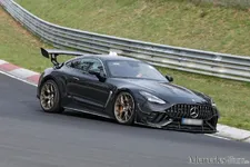 amg-erlkoenig-auf-dem-nuerburgring-erwischt-241682.webp