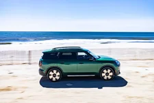 90609973-the-mini-countryman-s-all4-07-2025-2250px.webp