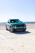 P90609981-the-mini-countryman-s-all4-07-2025-999px.webp