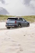 P90528230-mini-countryman-se-all4-10-2023-999px.webp