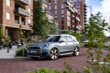 P90528209-mini-countryman-se-all4-10-2023-2249px.webp