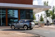 P90528208-mini-countryman-se-all4-10-2023-2250px.webp