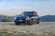 i-john-cooper-works-countryman-all4-11-2023-2250px.webp