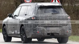 bmw-ix7-fotos-espia-2026113433-1775123011_18.webp
