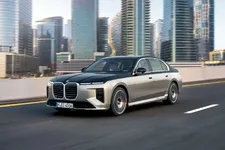 P90636084-bmw-740-xdrive-04-2026-2250px.webp