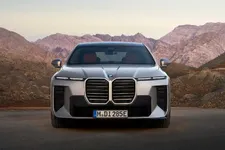P90636135-bmw-i7-60-xdrive-04-2026-2250px.webp