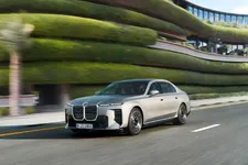 P90636148-bmw-i7-60-xdrive-04-2026-2249px.webp
