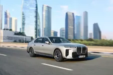 P90636154-bmw-i7-60-xdrive-04-2026-2250px.webp