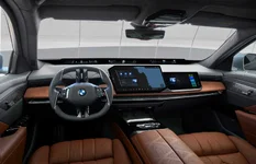 P90636170-bmw-i7-60-xdrive-04-2026-2322px.webp