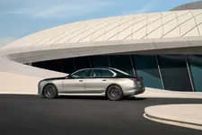 P90636108-bmw-740-xdrive-04-2026-2250px.webp