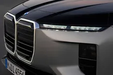 P90636116-bmw-740-xdrive-04-2026-2250px.webp