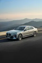 P90636147-bmw-i7-60-xdrive-04-2026-1018px.webp