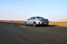 P90636157-bmw-i7-60-xdrive-04-2026-2250px.webp