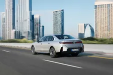 P90636180-bmw-i7-60-xdrive-04-2026-2249px.webp
