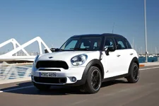 P90055078-mini-countryman-02-2010-2250px.webp